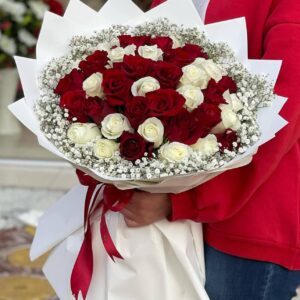 Elegant Red Roses Bouquet